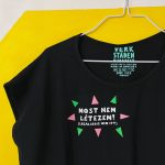 Most nem létezem. Legalábbis nem itt. free-size női póló